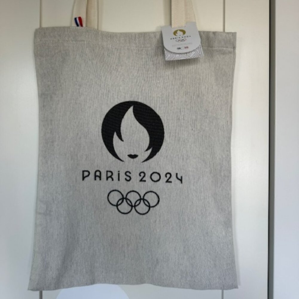 EIFFEL DESIGN TOTE BAG OFFICIAL OLYMPIC PARIS 2024 SUMMER GAMES - NWT COLLECTOR